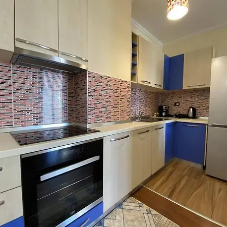 Double With Balcony דירה טיראנה