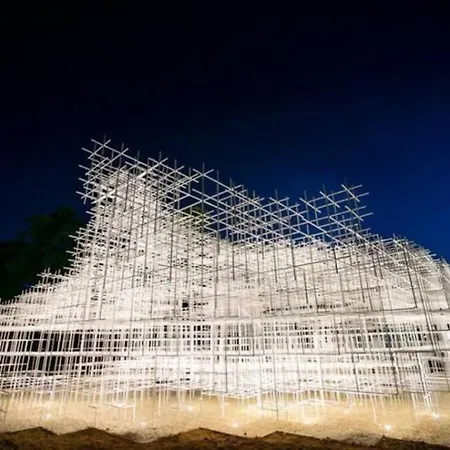 Double With Balcony טיראנה